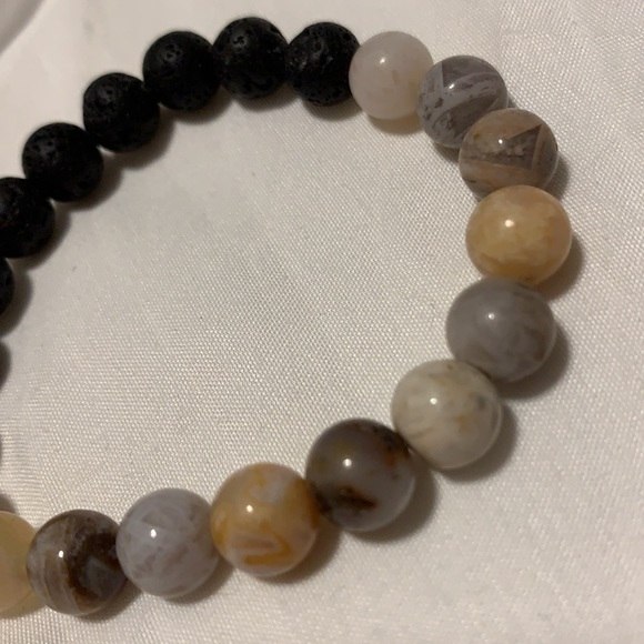 ✨ Bundle 2 for $12. Crystal Essential Oil Bracelet. - Picture 2 of 4